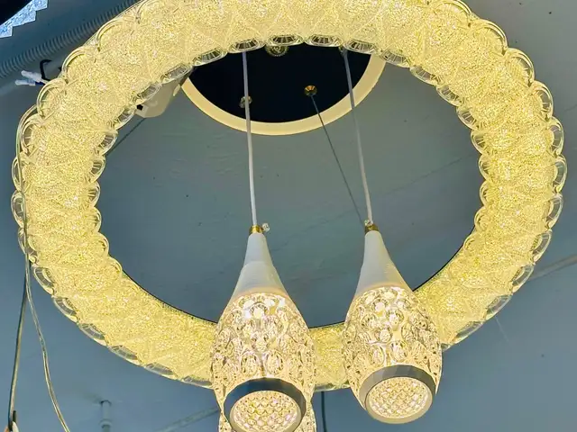 Люстра, Душанбе