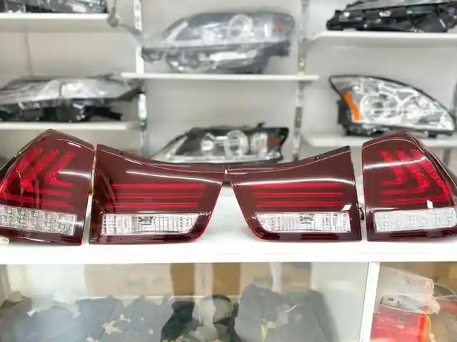 Задние стоп фары красный на Lexus RX 2004-2009, Душанбе