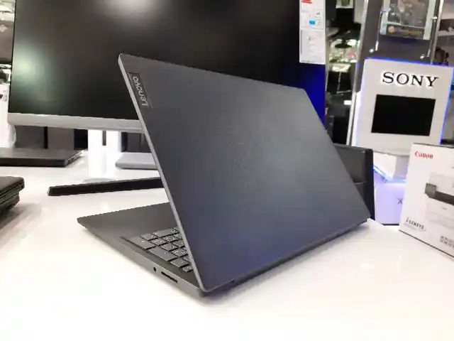 Ноутбук Lenovo celeron 4/1TB, Худжанд