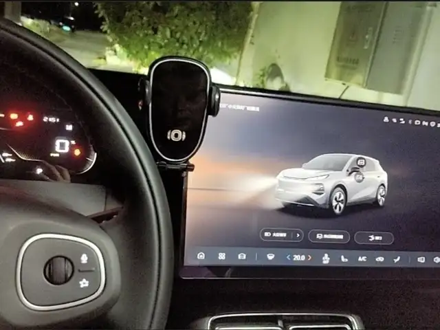 Держатель телефона на changan qiyuan q05, Худжанд