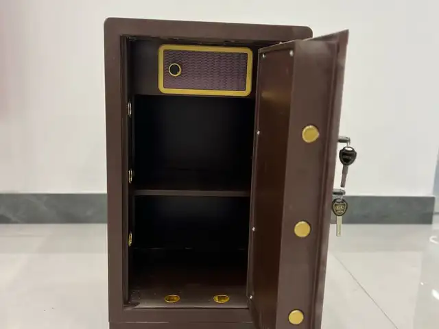 Сейф, Душанбе