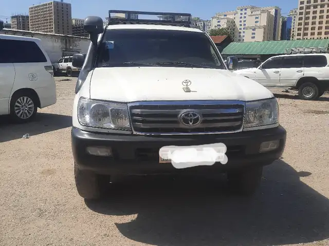 Toyota Land Cruiser