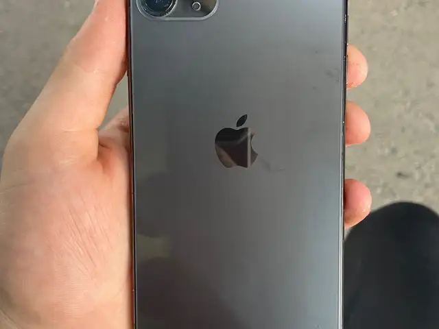 Apple iPhone 11 Pro Max, 256 gb, Space Grey, Бохтар (Курган-Тюбе)