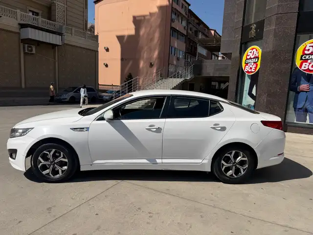 Kia K5, 2013, Хуҷанд - 3