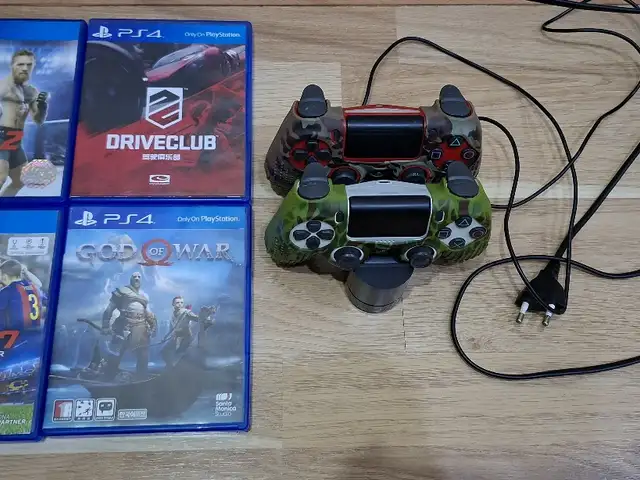 Игровая приставка Sony PlayStation 4 pro 1tb, Худжанд