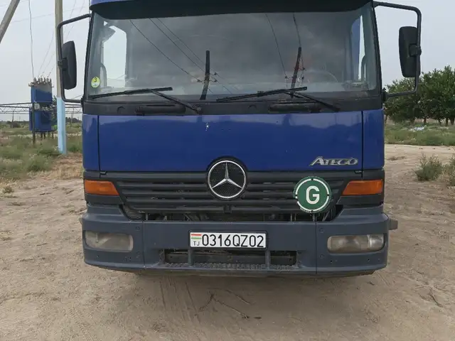 Бортовой автомобиль Mercedes-Benz, 2001, Хуҷанд
