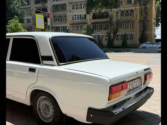 Lada (ВАЗ) 2107