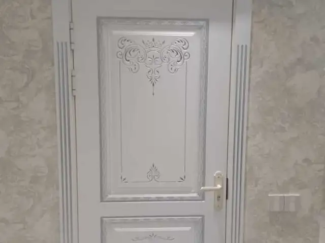 Дверь, Душанбе