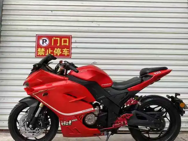 Мотоцикл Ducati 400, Душанбе