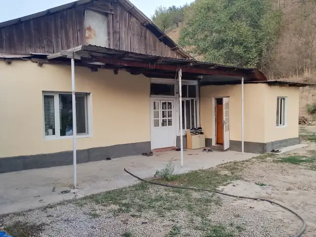 1 этажн. 3-комн. дом, 4 соток, Душанбе, Душанбе