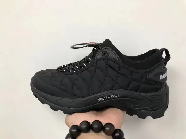 Термокроссовки Merrell, Худжанд