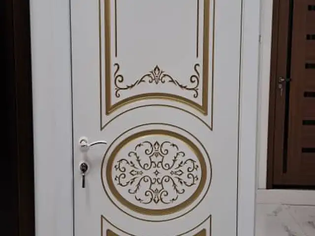 Дверь, Душанбе