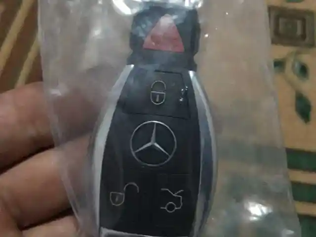Ключи от Mercedes-Benz, Худжанд