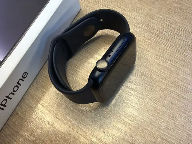 Смарт часы Apple Watch 9 45mm Red edition, Худжанд