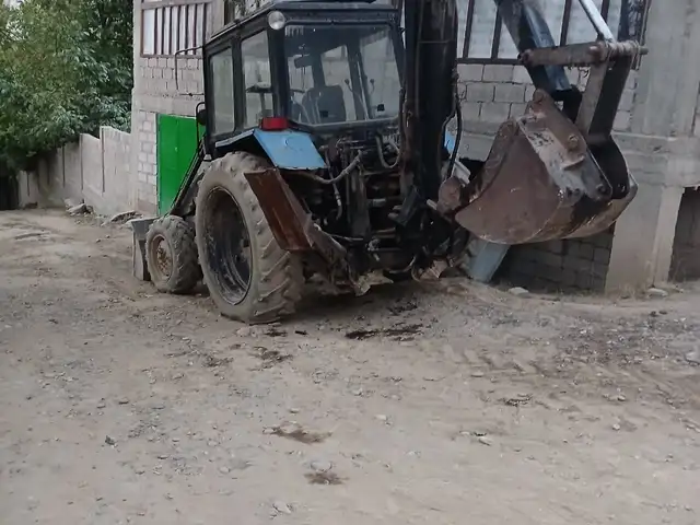 Экскватор погрузчик МТЗ 82, Рашт - 3