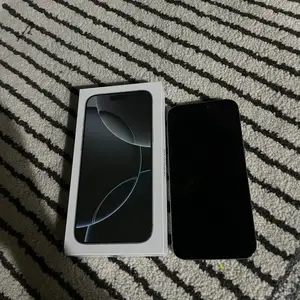 Apple iPhone 16 Pro Max, 1 tb, Natural Titanium Дубликат, Хуҷанд