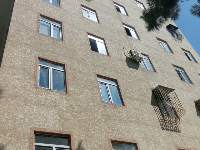 2-комн. квартира, Цокольный этаж, 52 м², 1 микрораён, Турсунзаде