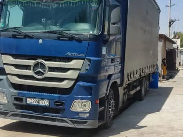 Седельный тягач Mercedes-Benz Actros, 2008, Душанбе