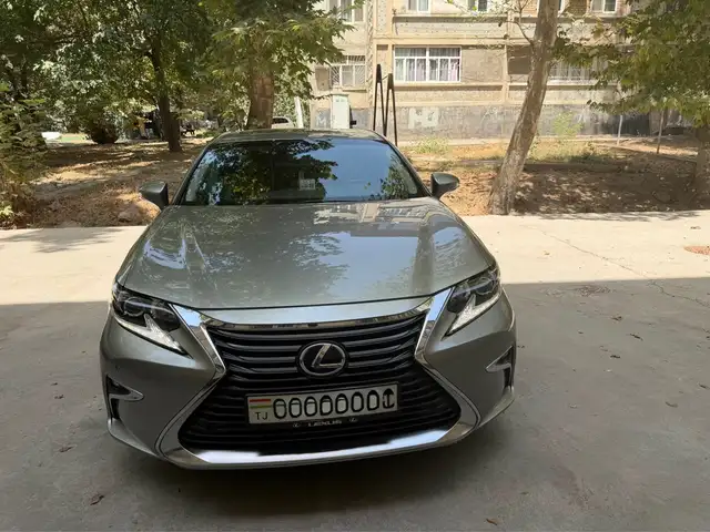 Lexus ES series