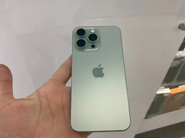 Apple iPhone 15 Pro Max, 256 gb, Black Titanium, Душанбе