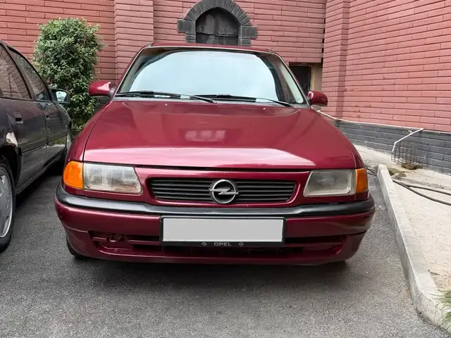 Opel Astra F