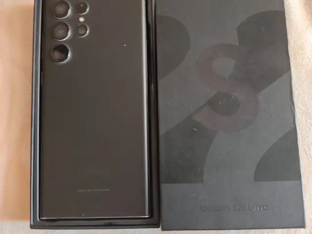 Samsung Galaxy S22 Ultra 12/256Gb, Душанбе
