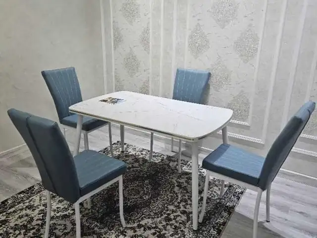 Стол и стулья, Душанбе