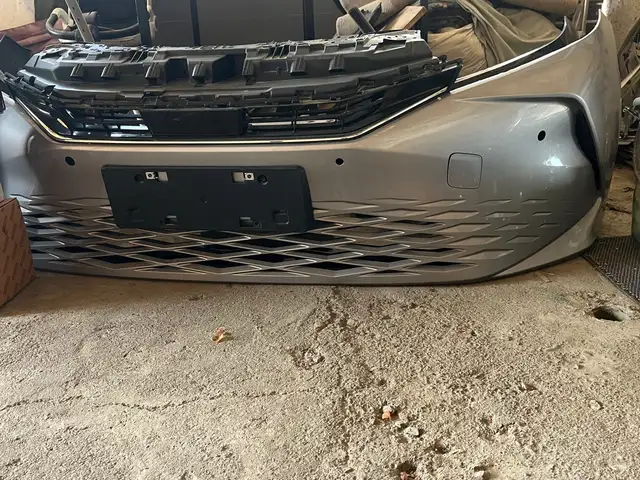 Бампер на Toyota, Душанбе