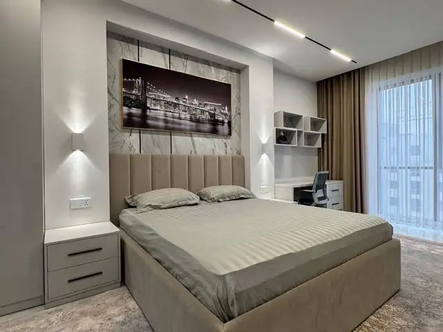 3-комн. квартира, 11 этаж, 135м², Сомони, Душанбе