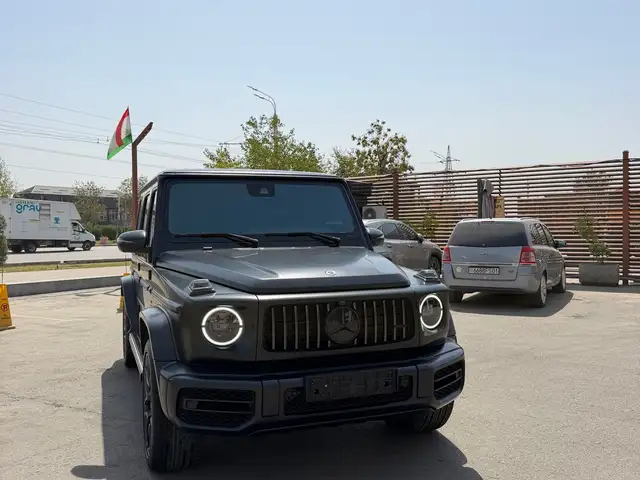 Mercedes-Benz G class