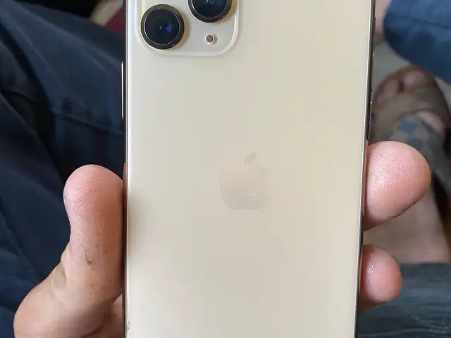 Apple iPhone 11 Pro, 256 gb, Gold, Бохтар (Курғон-Теппа)