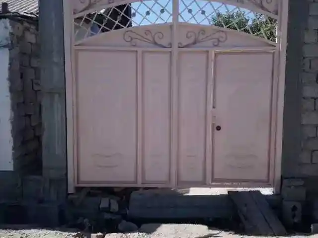 Дарвоза, Душанбе