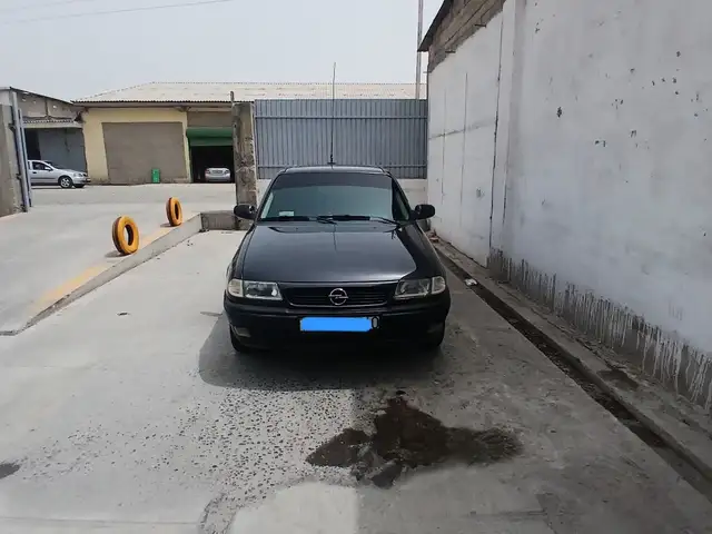 Opel Astra F