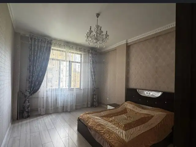 3-комн. квартира, 9 этаж, 130м², Дом печать, Алфемо, Душанбе