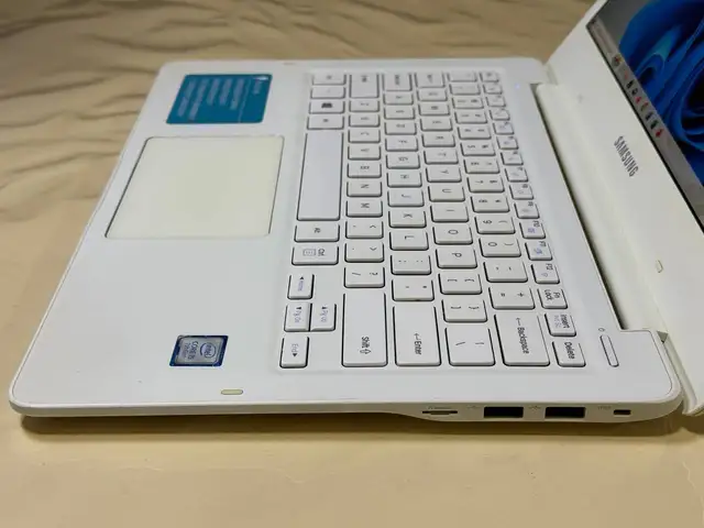 Ноутбук Ultrabook Samsung, Хуҷанд