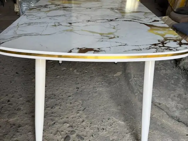 Стол, Душанбе