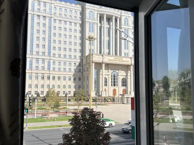 Комната в 3-комн. квартире, 2 этаж, 87м², Цум, Душанбе