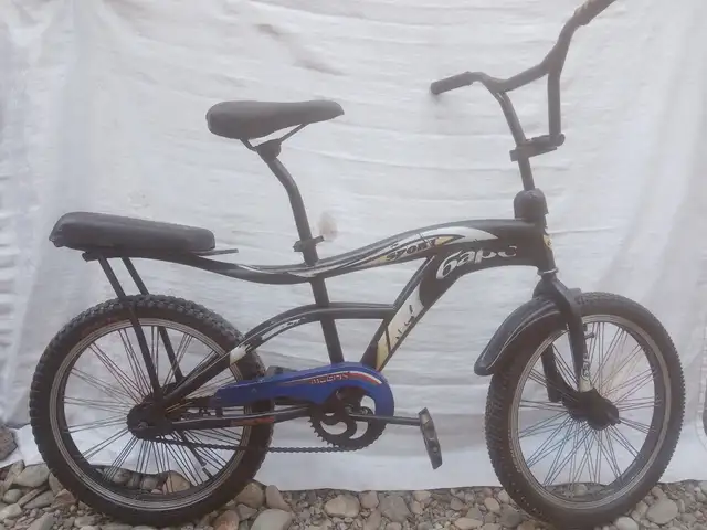 Велосипед R20, Бобоҷон Ғафуров
