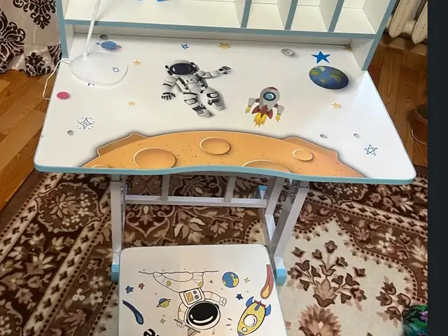 Детский парта и стул, Душанбе