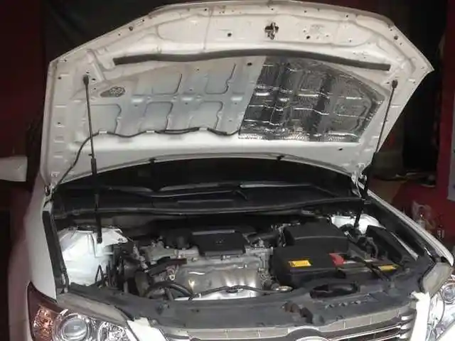 Амортизатор капота Toyota Camry 4 2012-2014, Душанбе