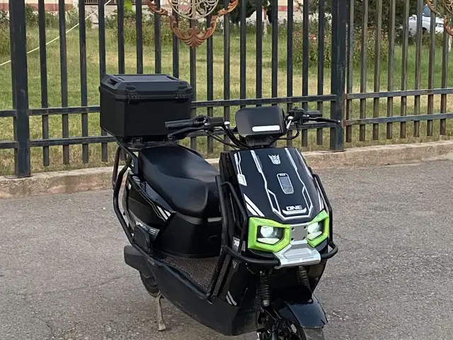 Скутер, Ваҳдат