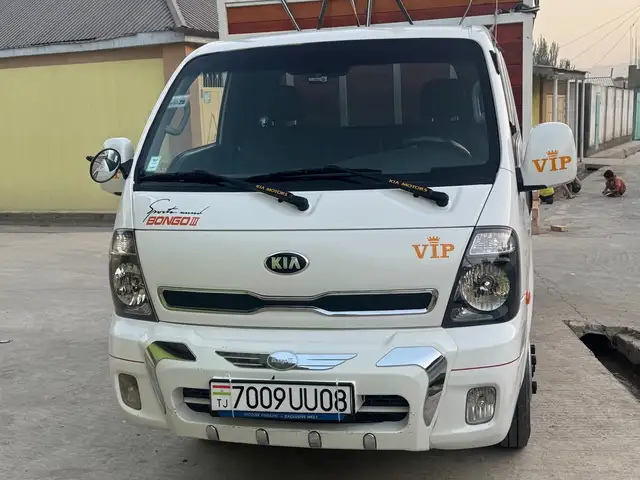 Бортовой автомобиль Kia Bongo, 2017, Вахдат