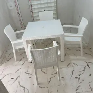 Стол со стульями, Душанбе