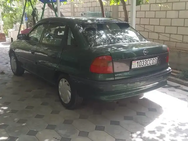 Opel Astra F