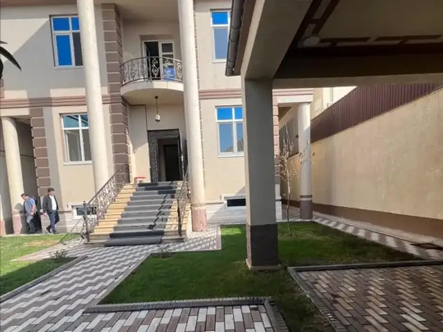 2-этажный, 10 комнатный дом, 550 м², И.Сомони, Душанбе