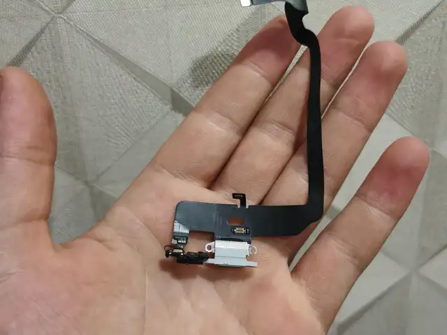 Шлейф разъема зарядки и микрофона для iPhone XS, Душанбе