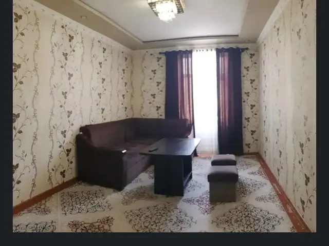 3-комн. квартира, 2 этаж, 100м², Универмаг, Хуҷанд