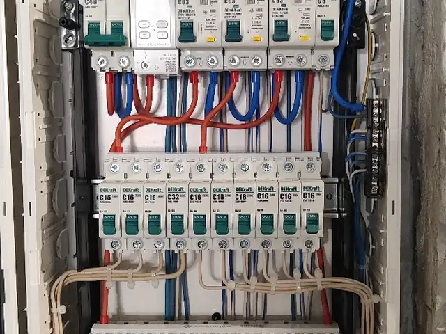 Электромонтажные работы, Деваштич (Ғончӣ)