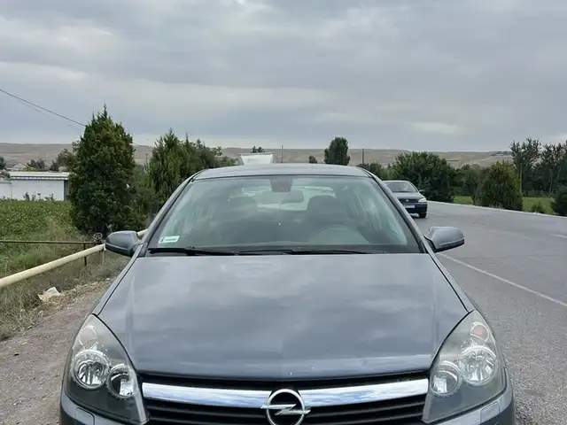 Opel Astra H