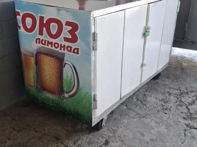 Тележка для розлива напитков, Бохтар (Курган-Тюбе)
